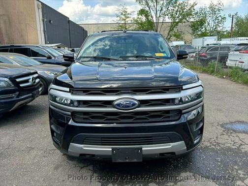 2022 Ford Expedition Max XLT