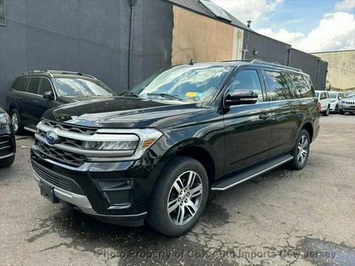 2022 Ford Expedition Max XLT