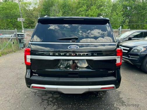 2022 Ford Expedition Max XLT
