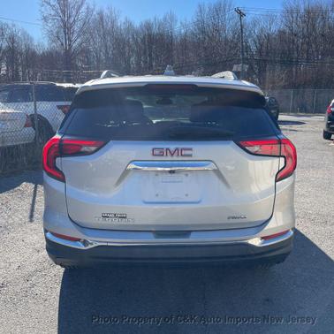 2021 GMC Terrain SLT