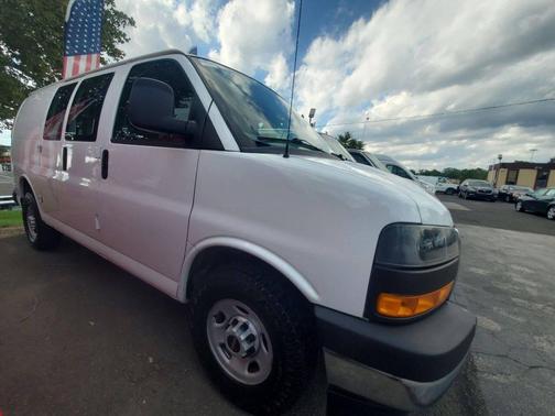 2020 GMC Savana 2500 Work Van