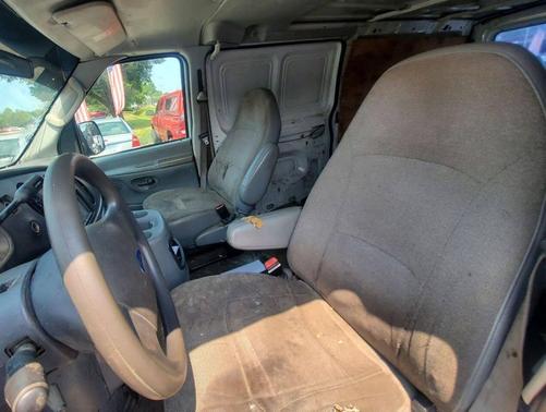 2003 Ford E250 Cargo
