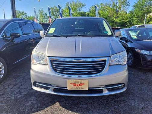 2013 Chrysler Town & Country Touring