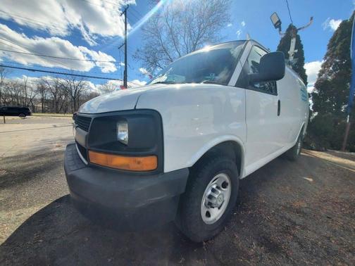 2011 Chevrolet Express 2500 Work Van
