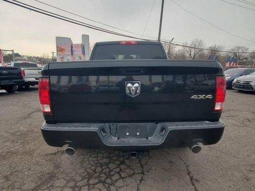2018 RAM 1500 Express