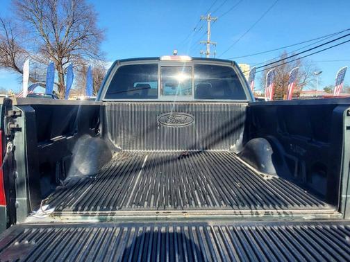 2005 Ford F-150 King Ranch SuperCrew