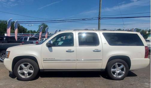 2013 Chevrolet Suburban 1500 LTZ