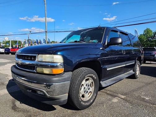 Dark Blue Metallic 2005 Chevrolet Suburban 1500 LT