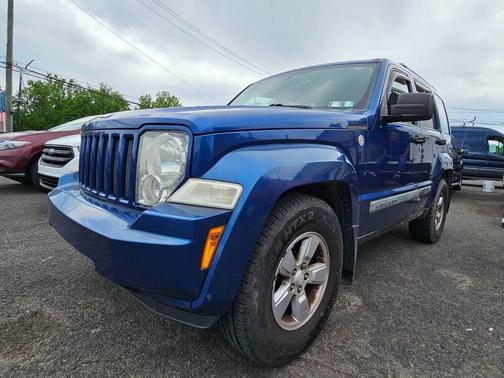 Deep Water Blue Pearl Coat 2010 Jeep Liberty Sport