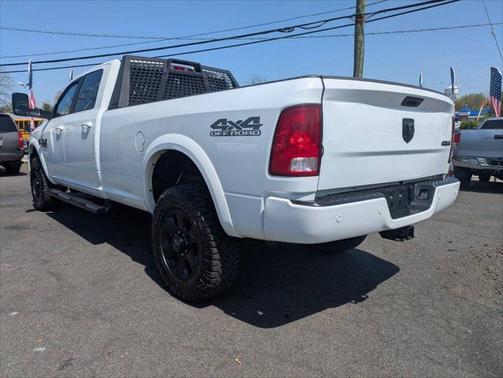 2018 RAM 2500 Big Horn 4x4 4dr Crew Cab 8 ft. LB Pickup