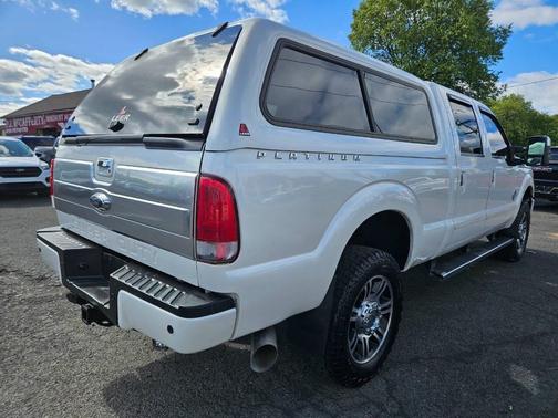 White 2016 Ford F-350 Platinum