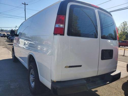 2019 Chevrolet Express 2500 Work Van