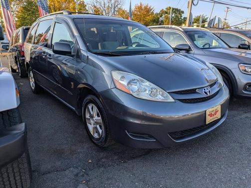2007 Toyota Sienna LE