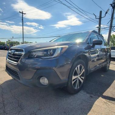 Gray 2018 Subaru Outback 3.6R Limited