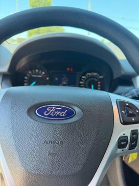 Gray 2013 Ford Edge SE