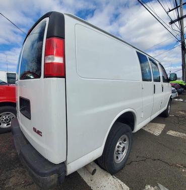 2024 GMC Savana 2500 Work Van