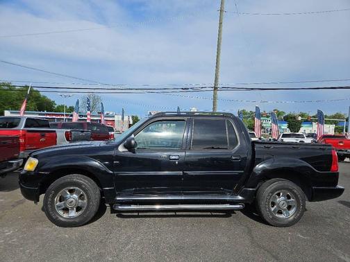 Black Clearcoat 2005 Ford Explorer Sport Trac Adrenalin