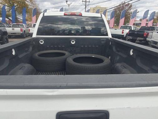 2016 GMC Sierra 2500 Base