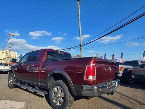 2018 RAM 2500 Laramie 4x4 4dr Mega Cab 6.3 ft. SB Pickup