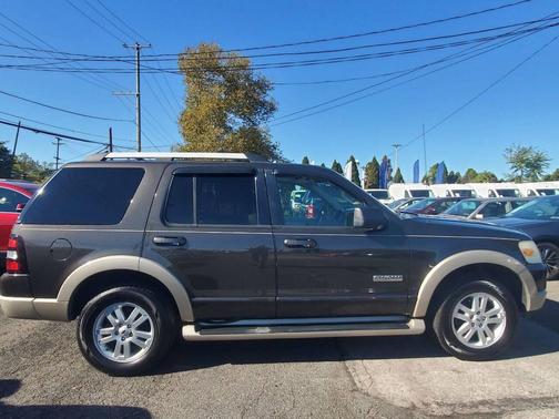 2006 Ford Explorer Eddie Bauer