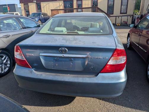2004 Toyota Camry SE