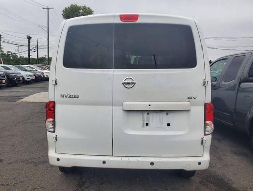 2021 Nissan NV200 SV