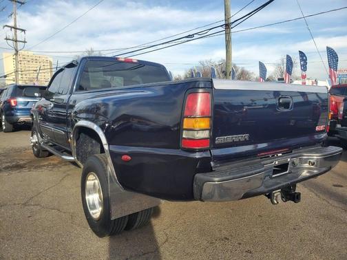 2005 GMC Sierra 3500 SLT Extended Cab