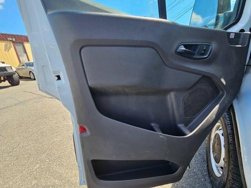 Oxford White 2020 Ford Transit-250 Base