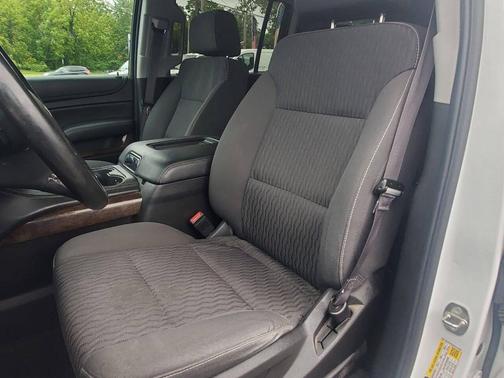 2016 Chevrolet Suburban LS