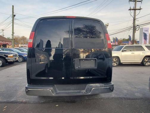 2017 Chevrolet Express 2500 Work Van