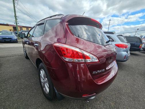Burgundy 2011 Nissan Murano SL