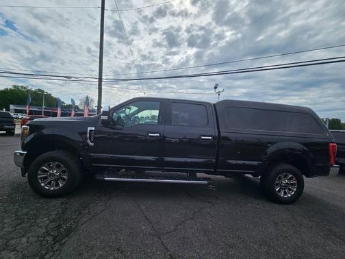Agate Black 2019 Ford F-350 XLT