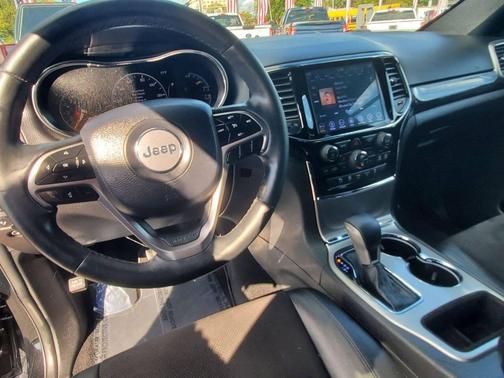 2019 Jeep Grand Cherokee Upland