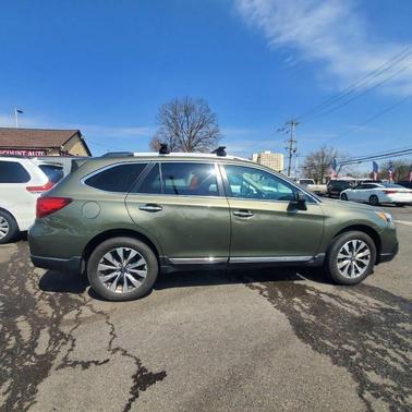 Gray 2017 Subaru Outback 2.5i Touring