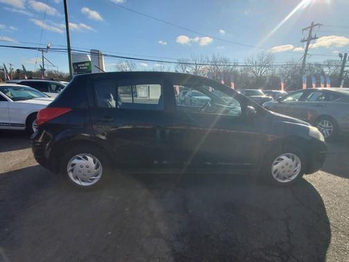 2009 Nissan Versa 1.8 SL