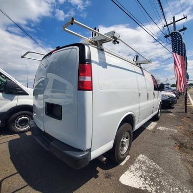 Summit White 2021 Chevrolet Express 2500 LT