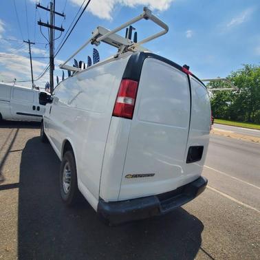 Summit White 2021 Chevrolet Express 2500 LT