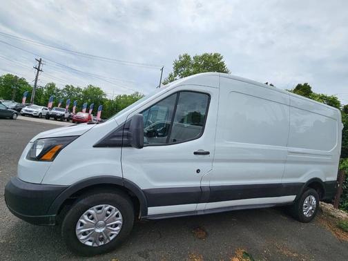Oxford White 2016 Ford Transit-250 Base