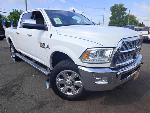 2014 RAM 2500 Laramie 4x4 4dr Crew Cab 6.3 ft. SB Pickup