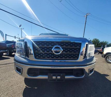 2018 Nissan Titan SV