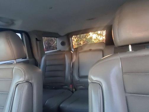2004 Hummer H2 Base