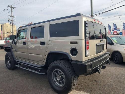 2004 Hummer H2 Base