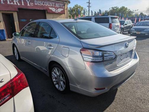 2010 Lexus HS 250h Premium 4dr Sedan