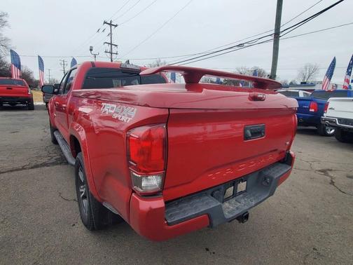 2017 Toyota Tacoma TRD Sport