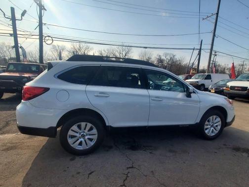 2017 Subaru Outback 2.5i Premium