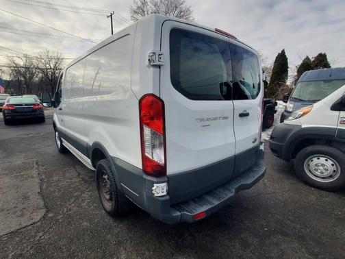 2015 Ford Transit-250 Base