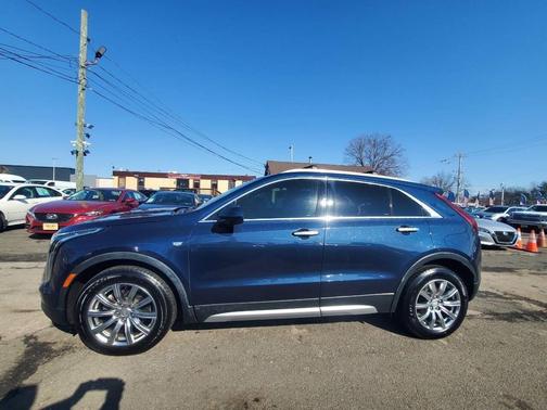 2019 Cadillac XT4 Premium Luxury