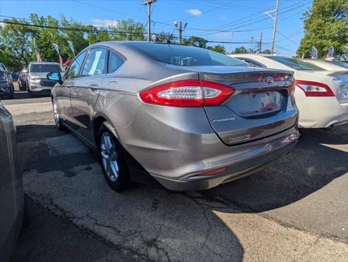 2013 Ford Fusion SE