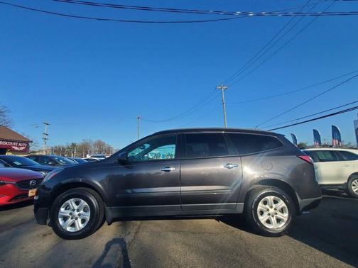2014 Chevrolet Traverse LS