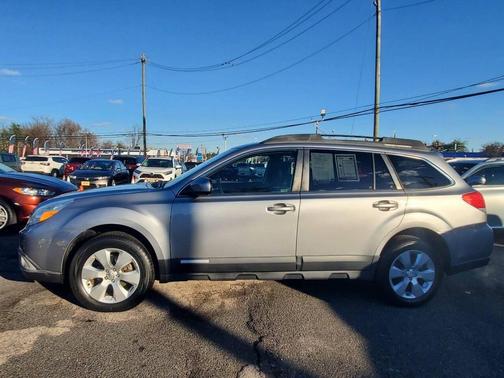 2010 Subaru Outback 2.5 i Limited